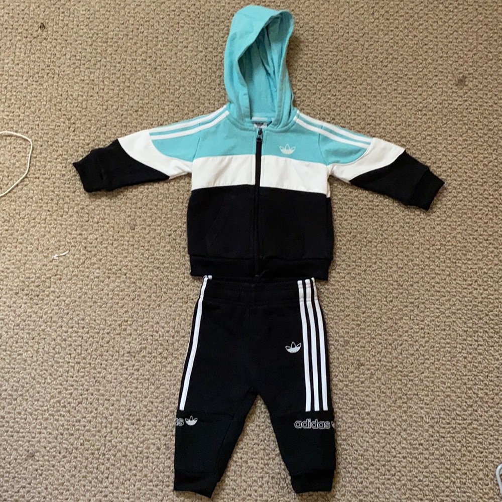 Adidas Sweatsuit Set